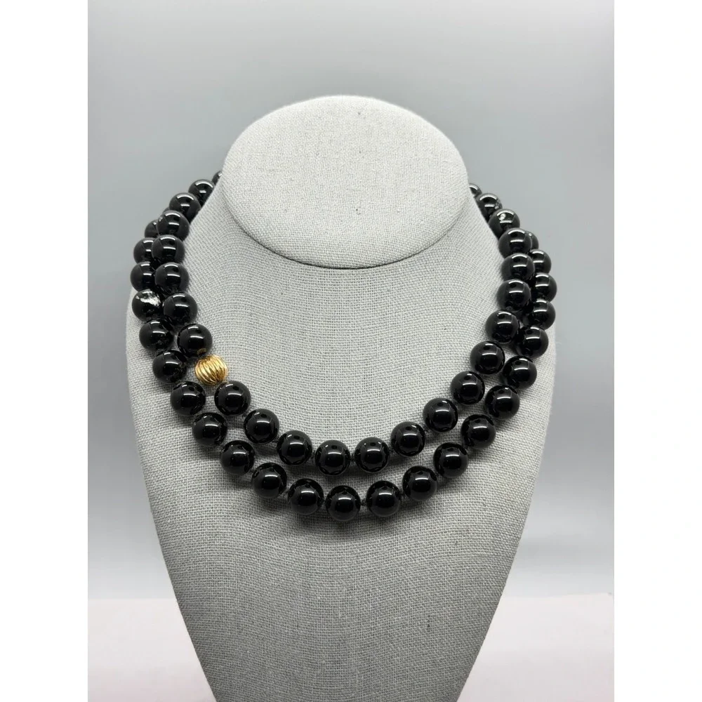 Black Glass Beaded And Knotted Necklace Ribbed Gold Tone‎ Accent Bead 35